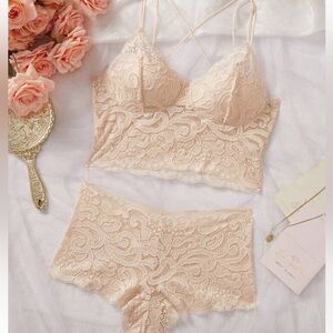 ♦️2♦️LACE LINGERIE SETS RED&APRICOT